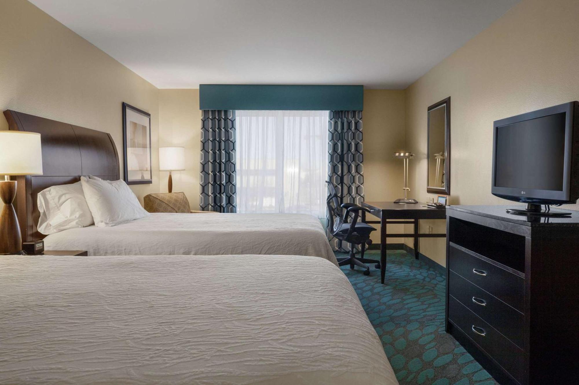 Hilton Garden Hotel 3*