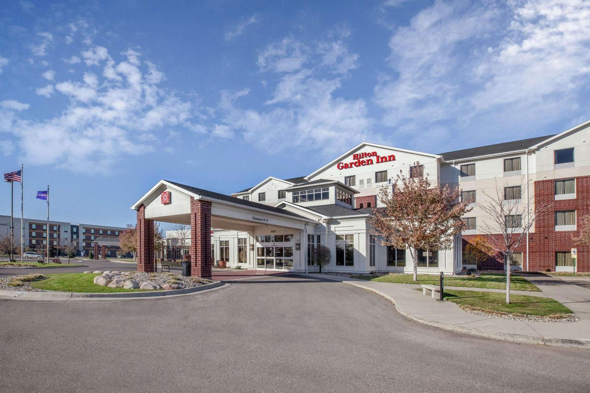 Hilton Garden Hotel 3*