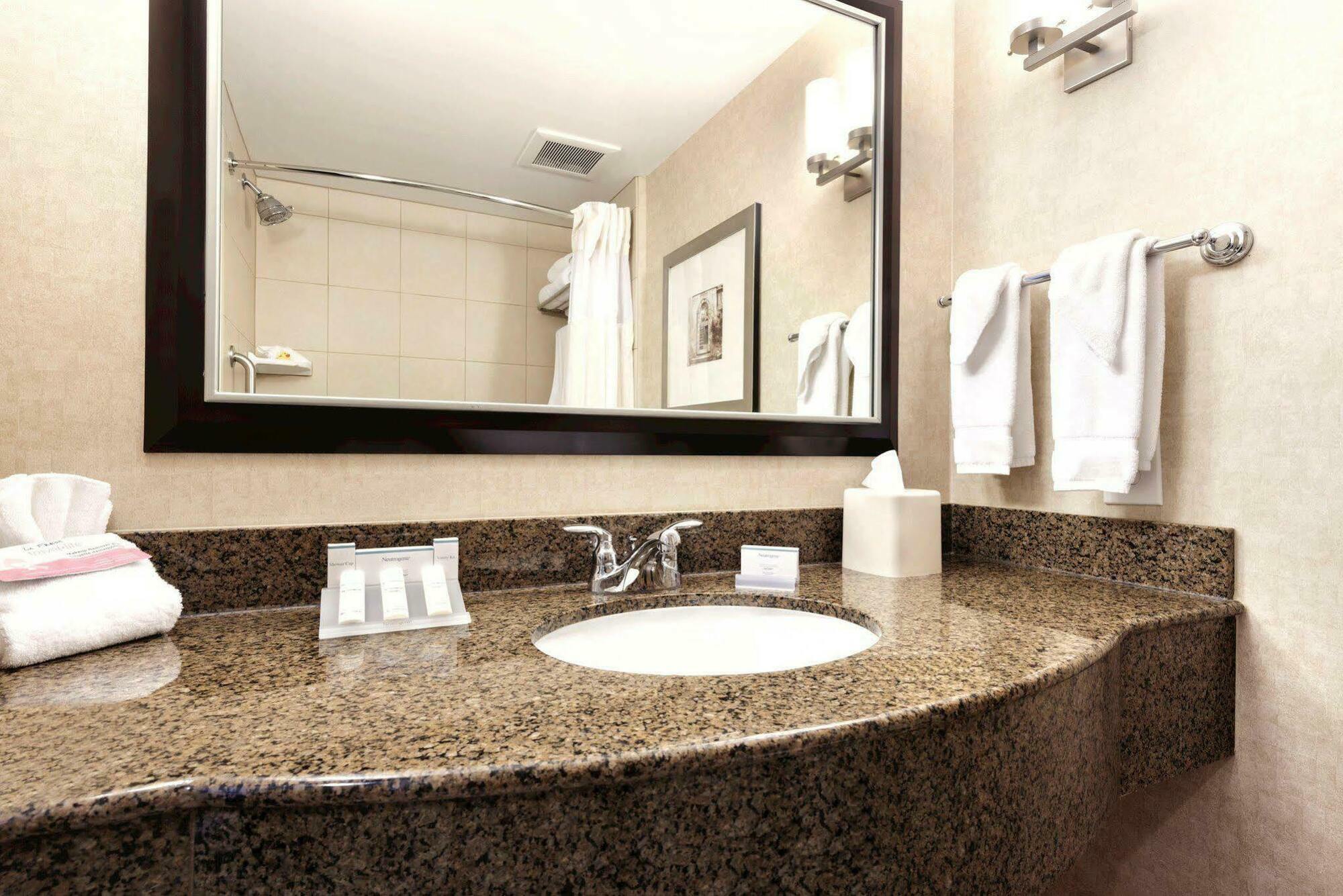 Hilton Garden Hotel Fargo